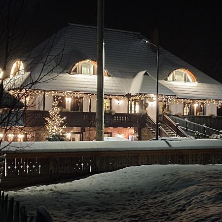 Pensiunea La Moara Fundu Moldovei Exterior foto